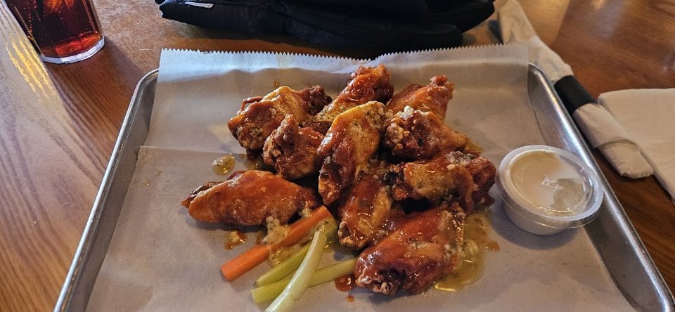 Buffalo Wings with Dipping Sauce